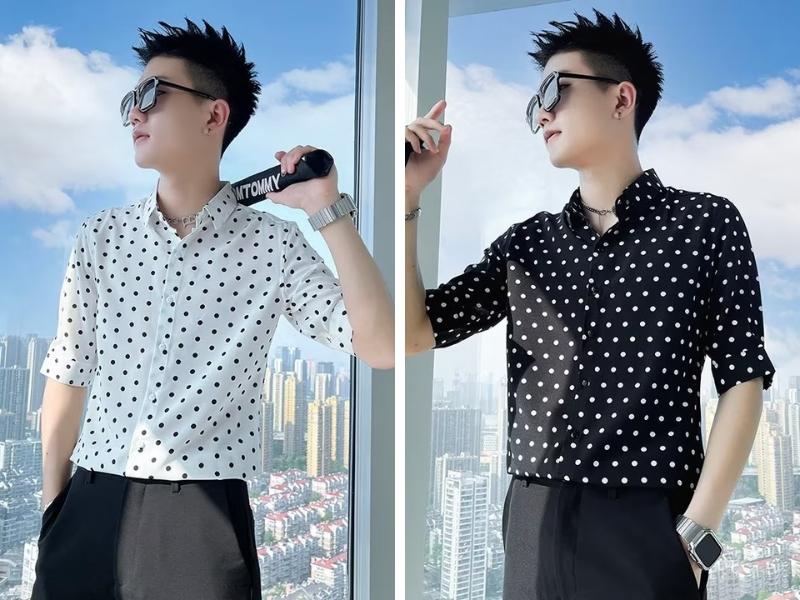 Một người mẫu nam mặc áo sơ mi họa tiết nam, thể hiện sự tự tin và phong cách độc đáo